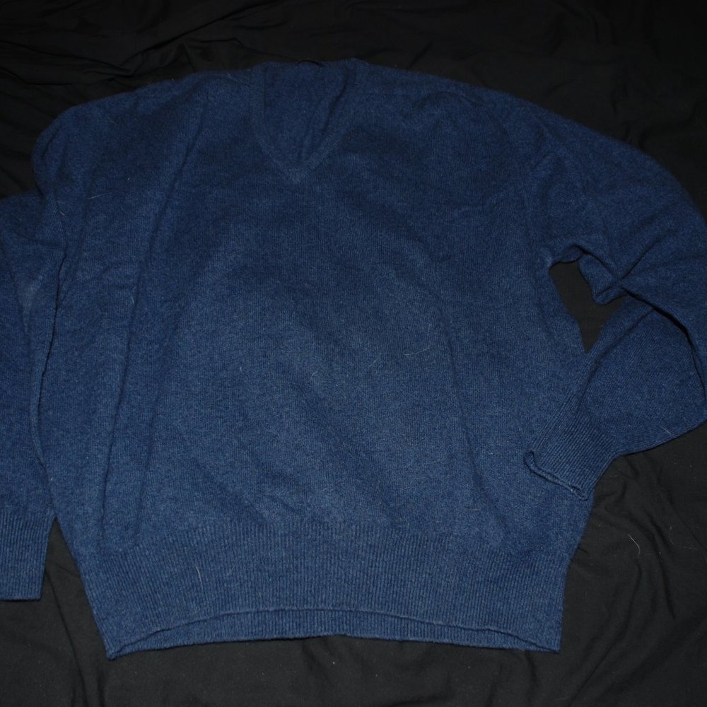 J L Powel V Neck Sweater